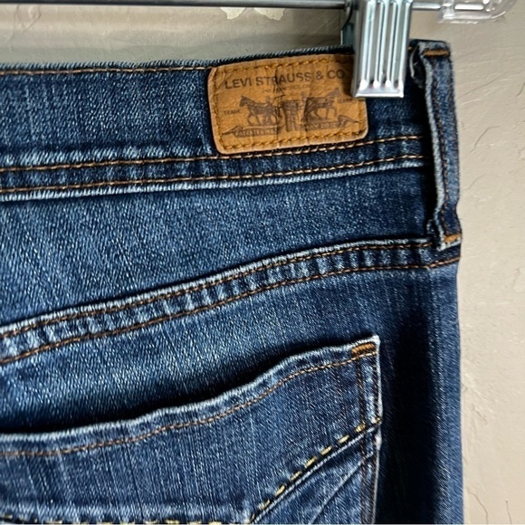 Levi’s 505s Distressed straight Leg Short Denim Jeans - Picture 6 of 9